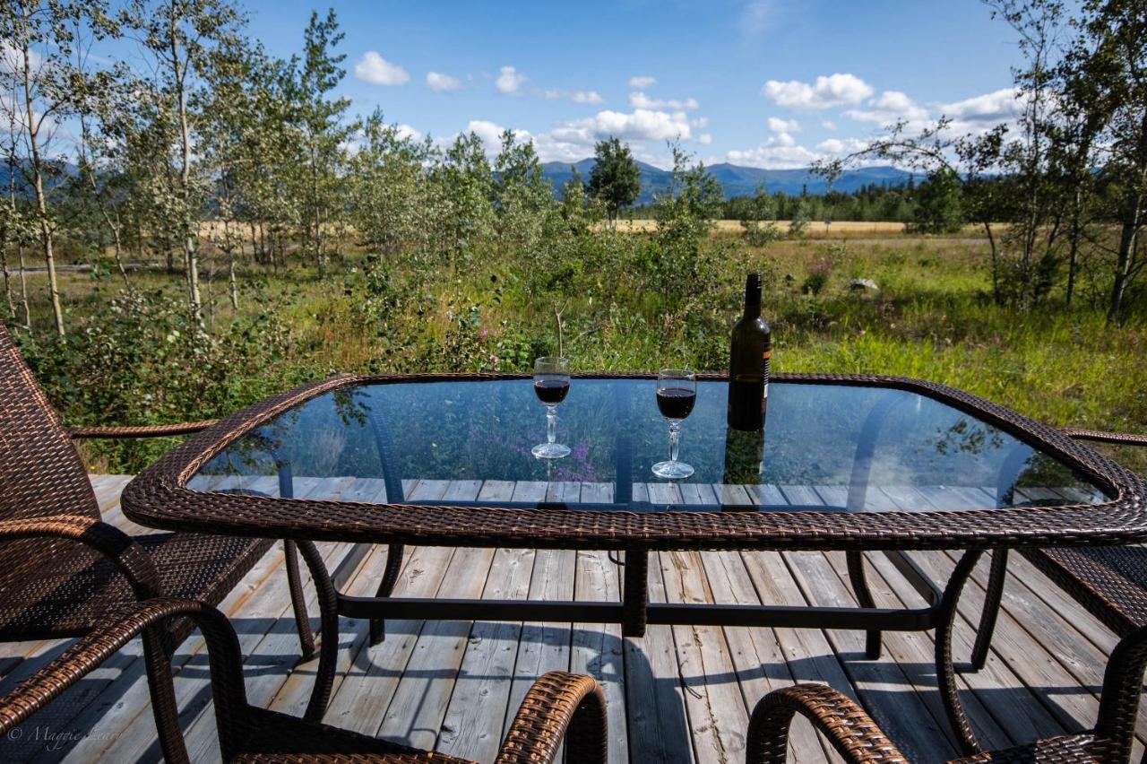 Sundog Retreat Hotel Whitehorse Buitenkant foto